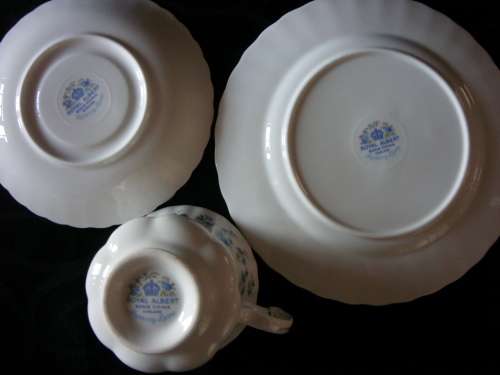 Royal Albert Breakfast trio with 'memory lane' floral pattern