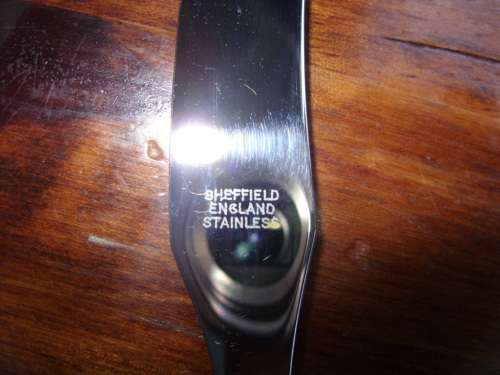 Vintage steak knives with bakelite handles x 6