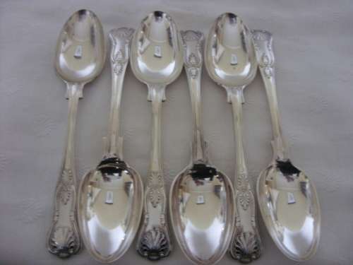 Silver plated Dessert spoons with shell pattern x 6