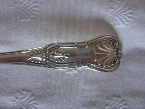 Silver plated Dessert spoons with shell pattern x 6