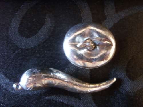 Large Sterling silver apple & chilli pepper charms - 13,1 g (together)