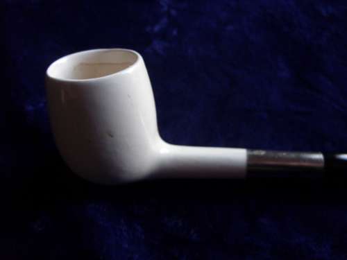 Goede Waagen Holland white porcelain slim pipe