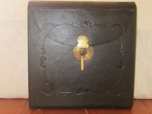 Vintage Writing Slope in leather and wood - postage included