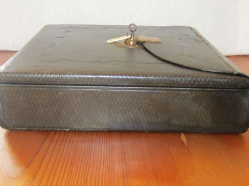 Vintage Writing Slope in leather and wood - postage included