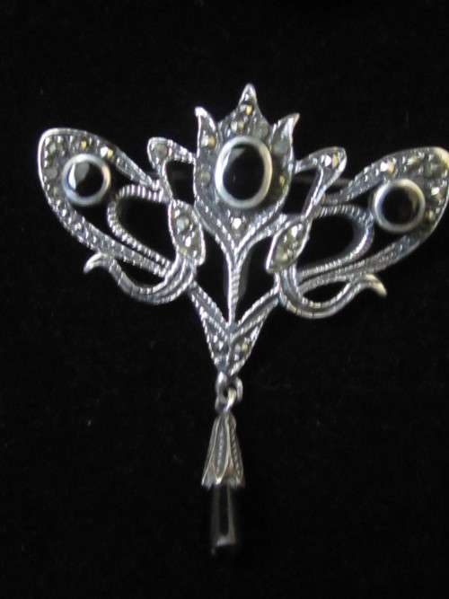 Art Deco costume jewellery brooch with marcasites & black glass
