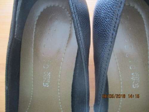 Froggie Genuine leather shoes in box - size 6 1/2