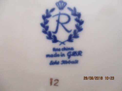 Gilded cabinet plate made in Germany - 'Echt kobalt' - 28,5 cm wide