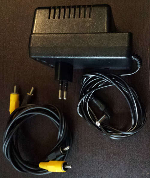 Boxed Speedy Boy "Family Computer" TW-200 Famiclone Console + 2 Controllers (Black)