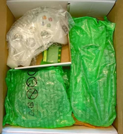 Boxed Xbox 360 Console Arcade 20GB + Accessories