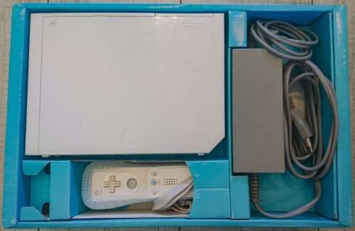Boxed White Wii Console + Original Remote & Nunchuk