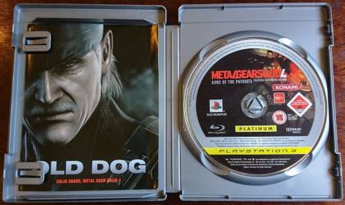 Metal Gear Solid 4 Guns of the Patriots - PS3 (Platinum)