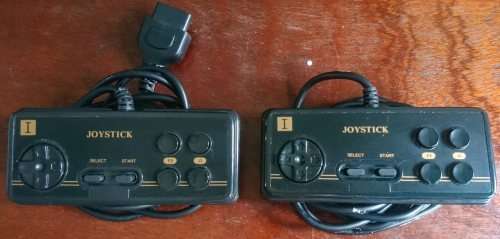 Boxed Speedy Boy Family Computer TW-200 Famiclone + 2 Controllers