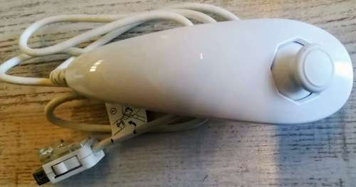 Official Wii Nunchuk (White)