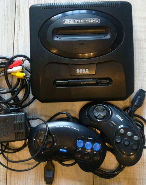 Genesis Model 2 Console + 2 Controllers