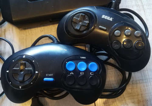Genesis Model 2 Console + 2 Controllers