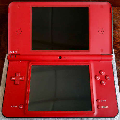 Boxed Dsi XL Console Super Mario Bros 25th Anniversary