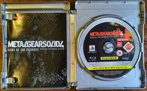 Metal Gear Solid 4: Guns of the Patriots - PS3 (Platinum)