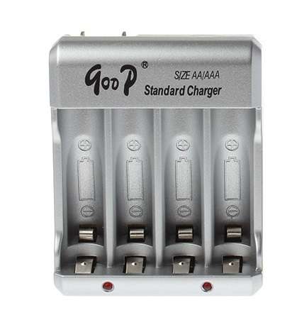 GOOP AA/AAA Rechargeable Charger WITH 2 FREE AA Batteries