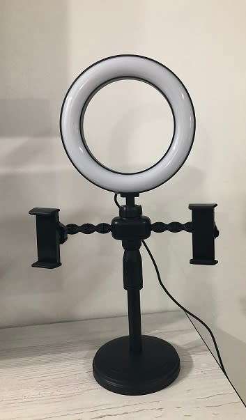 SALE!!!!!!!!!!! Desktop Ring Light 16cm with Double Phone Bracket