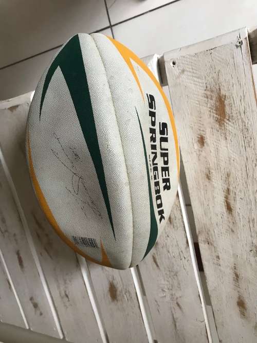 SiGNED SUPER SPRINGBOK RUGBY BALL