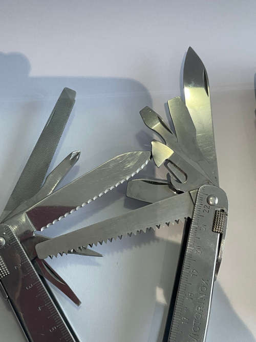 Victorinox + Free Knife