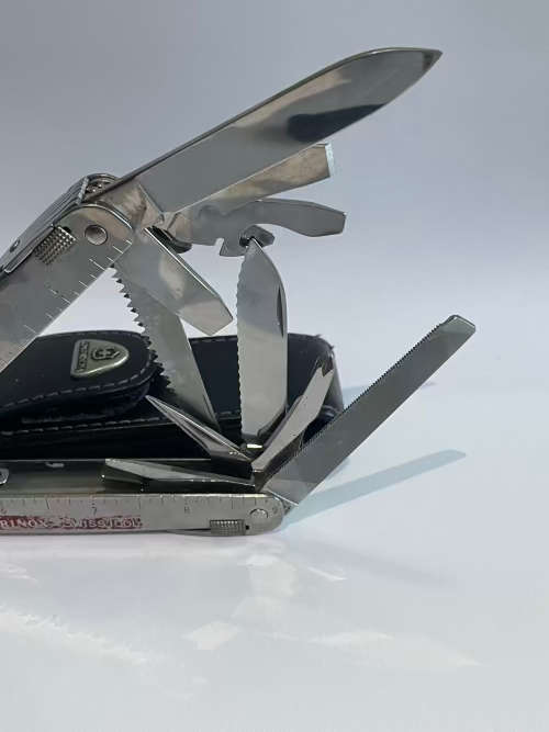 Victorinox + Free Knife