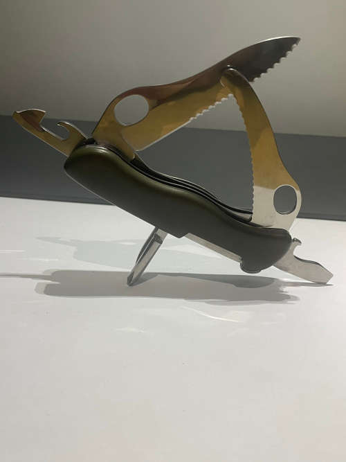 Dutch Army Victorinox