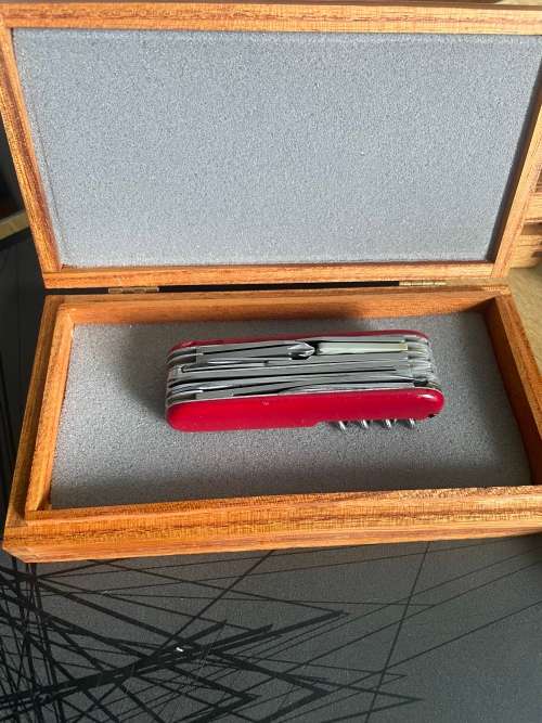 VICTORINOX Swiss Champ pre 2001