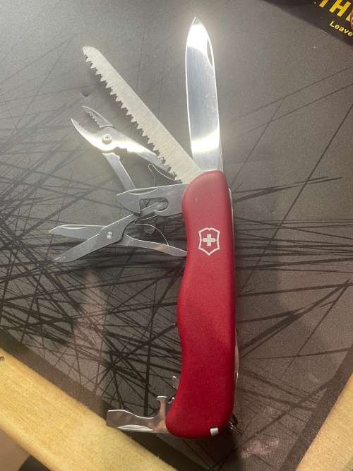 Victorinox Hercules