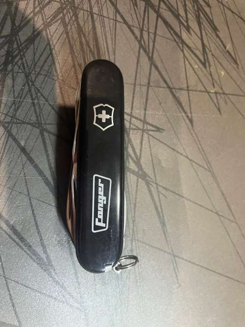 Victorinox Mountaineer