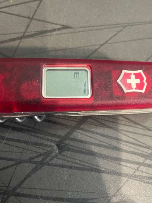 Victorinox Taveller ( Altimeter + Thermometer )