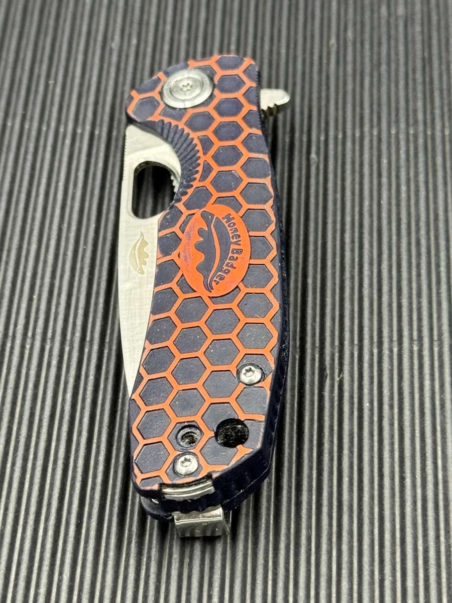 Honey Badger Leaf Small