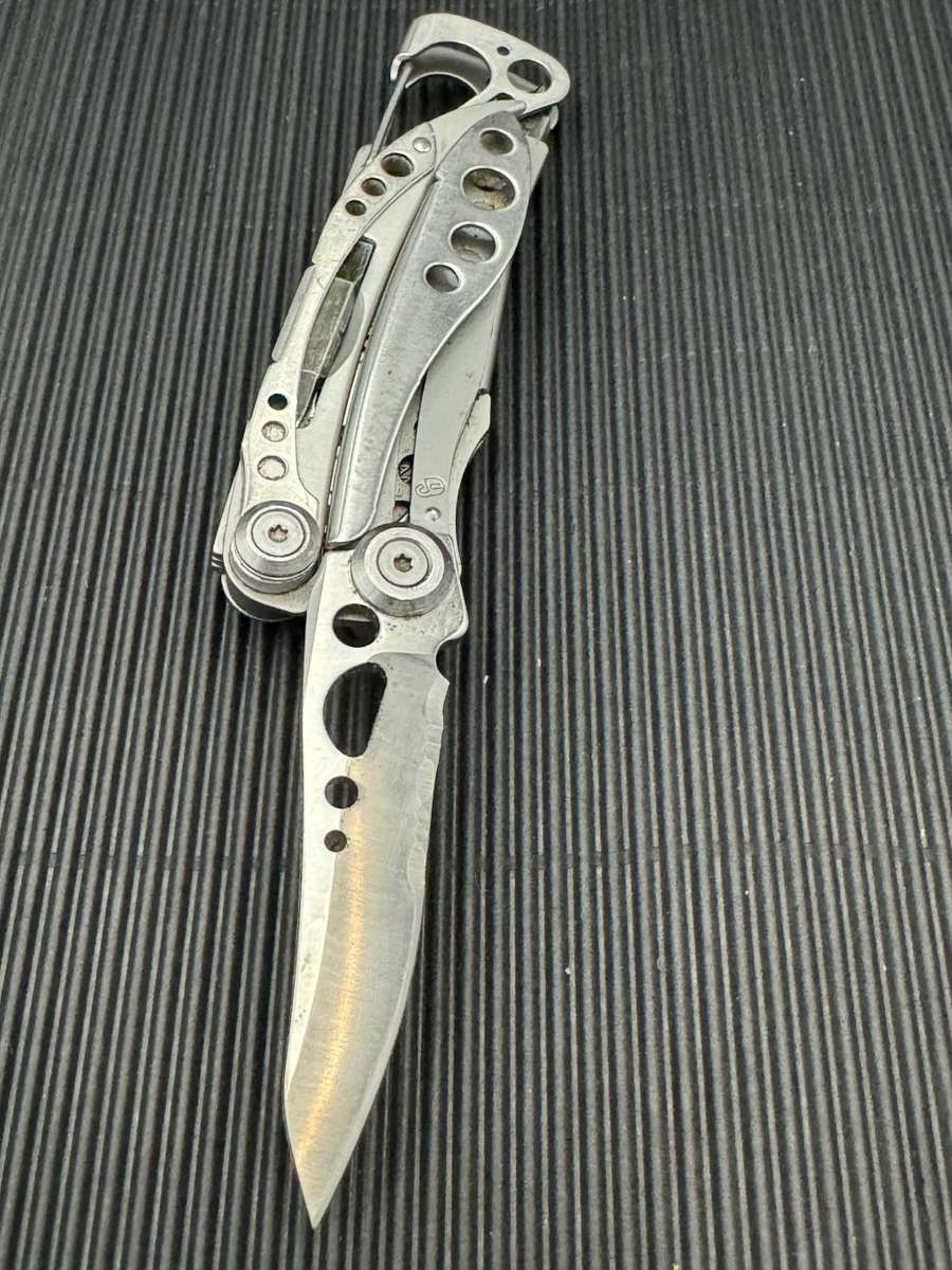 Leatherman Skeletool