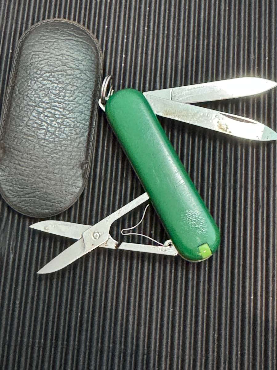 Victorinox Classic Green