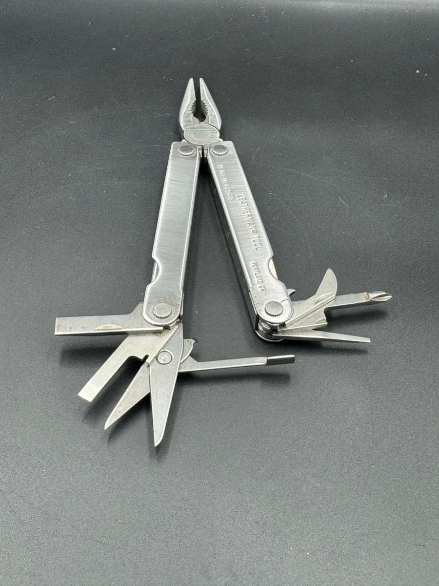 Leatherman PST II (Date Stamp 1195)
