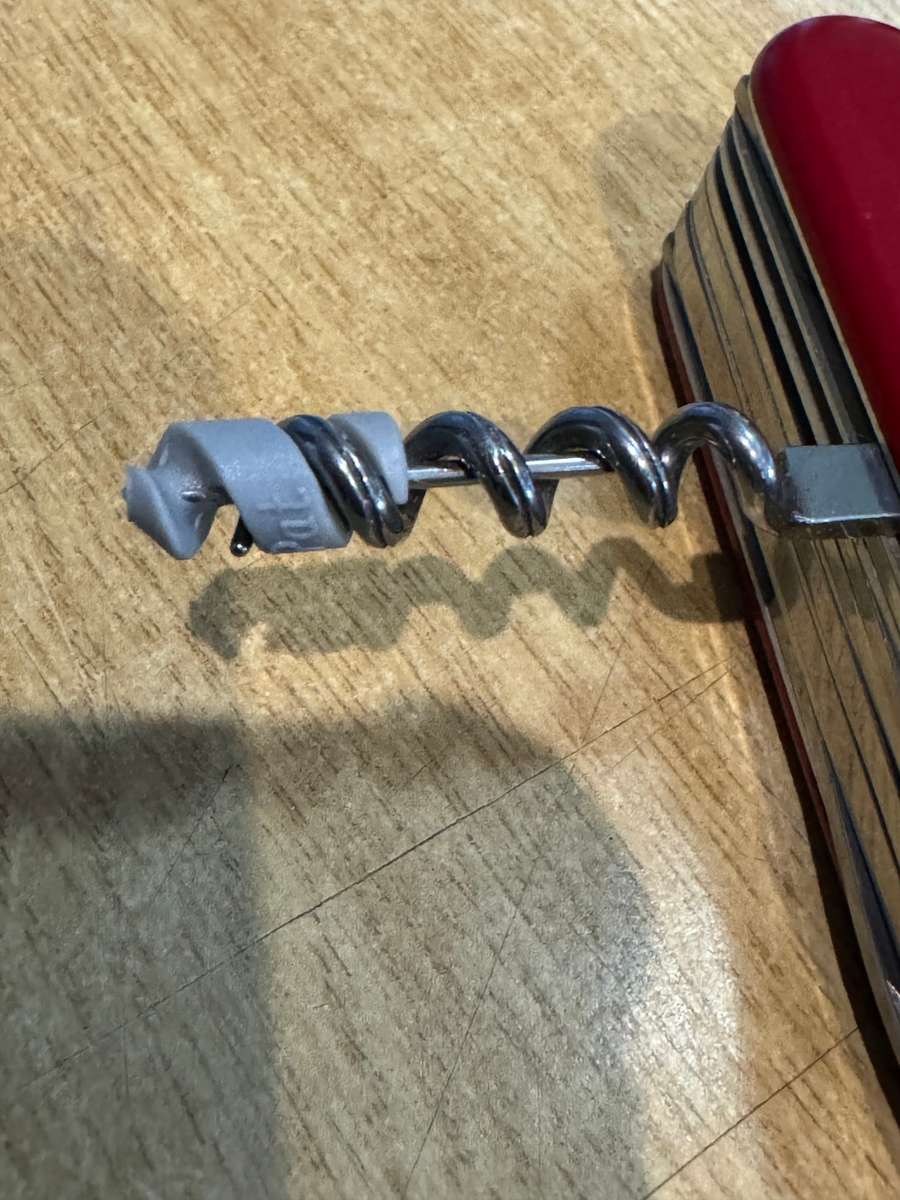 Victorinox Swiss Champion (C)