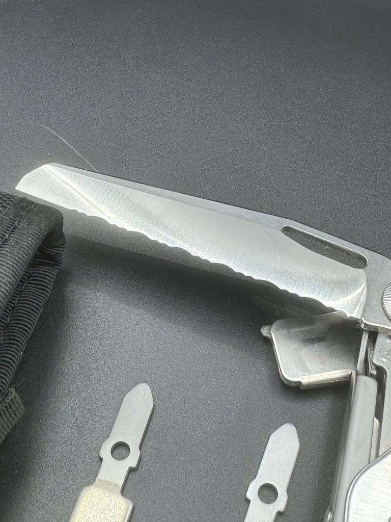 Leatherman Surge + Led Lenser L7 Torch