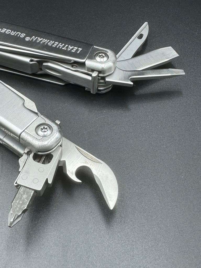 Leatherman Surge + Led Lenser L7 Torch