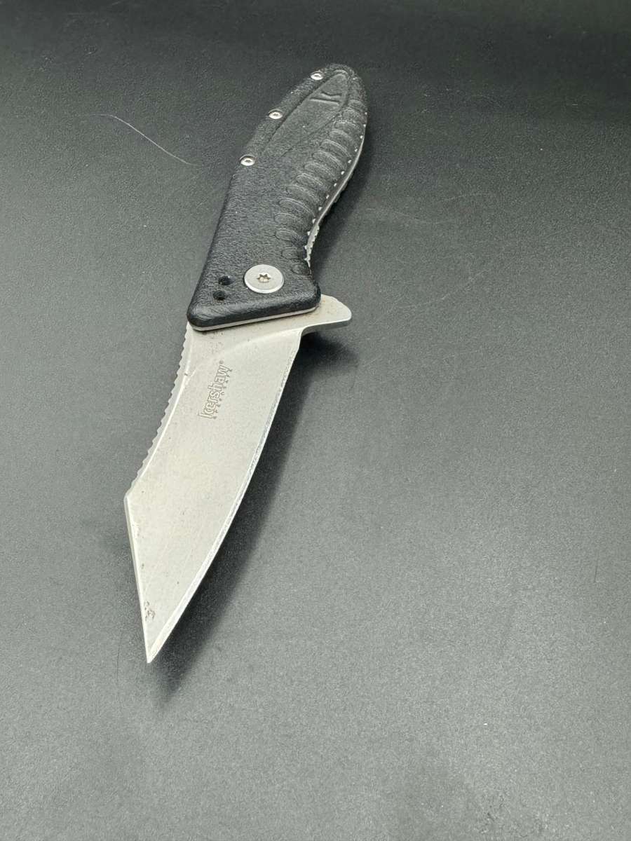 Kershaw Grinder Reverse Tanto Blade Bead Blast Finish w/Speed Safe Assisted Opening