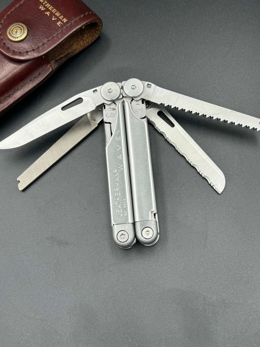 Leatherman Wave 1st Gen (0400 Date Stamp)