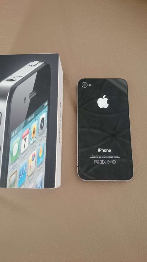 Apple iPhone 4