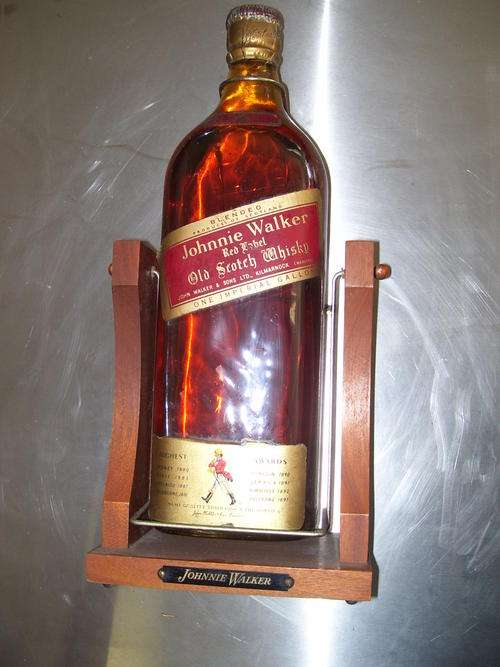 Johnnie Walker, Red Label Old Scotch Wisky one imperial gallon