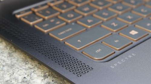 HP Spectre X360 13 (i7-7500U, 512GB SSD, 8GB, FHD IPS)