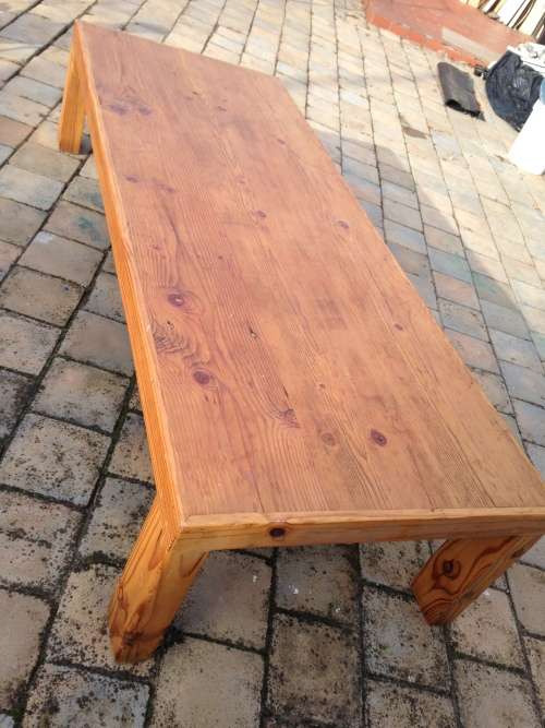 OREGON HANDMADE COFFEE TABLE