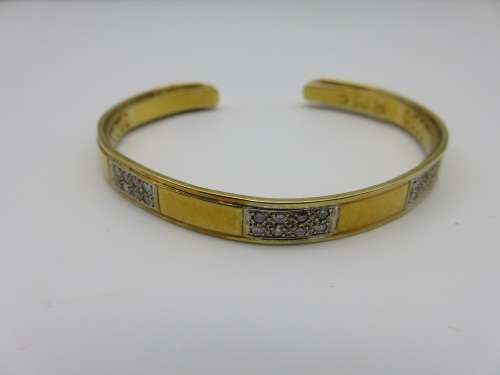 18 Carat Gold Diamond Bangle | Set of 3 - Yellow, Rose and White Gold | Fun R1 Start
