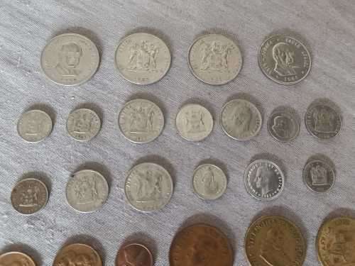 !! Crazy R1 start !! Amazing assortment of old coins