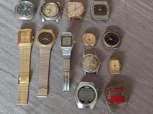 !! Crazy R1 start !! Assortment of old watches
