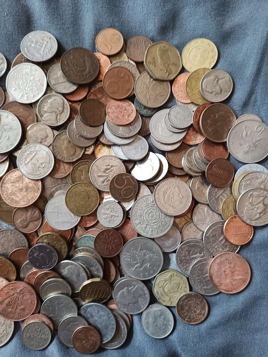 !!! Crazy R1 start !!! Assortment of World coins