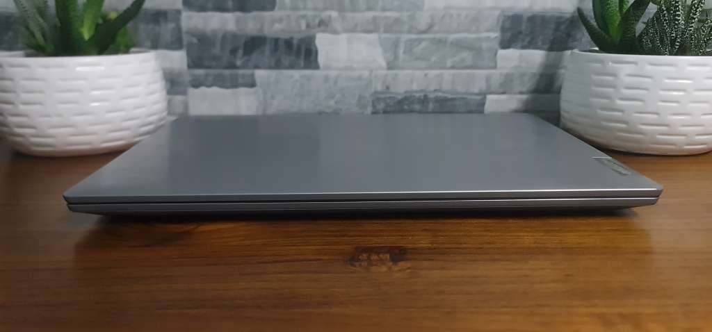 10th GEN i5 KILLER**LENOVO 8265u*12GB RAM*1000GB SATA**WINDOWS 11 PRO