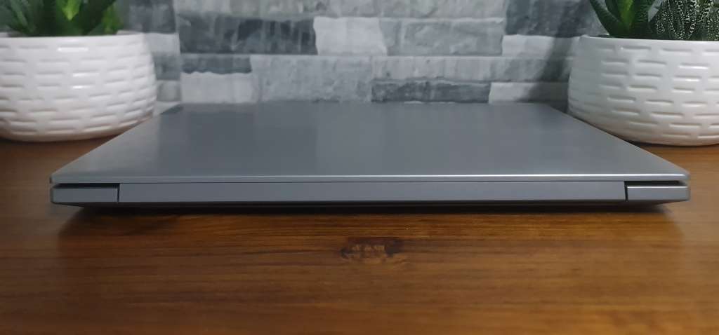 10th GEN i5 KILLER**LENOVO 8265u*12GB RAM*1000GB SATA**WINDOWS 11 PRO